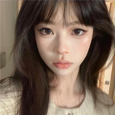 坡道上的红屋顶